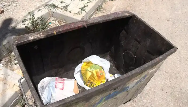 Evde Doğum Yapıp Bebeğini Çöpe Attı: Şok Edici Olay!