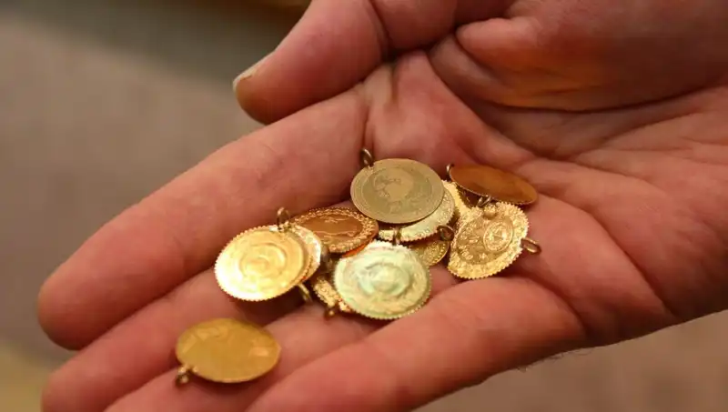 Altın Fiyatları Düşecek Mi? 30 Nisan Canlı Veriler Açıklandı