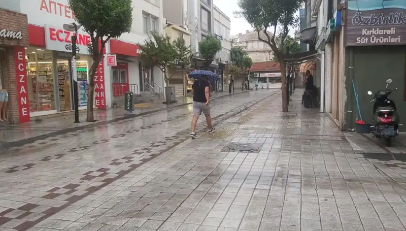 Kırklareli'nde Sağanak Yağışların Getirdiği Olumsuz Etkiler ve Etkilenen Bölgeler