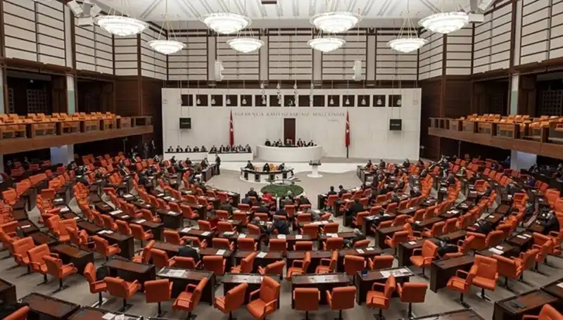 Meclis'te Gıda Zehirlenmesi İddiaları: İdare Amiri Hasan Turan Açıklama Yaptı