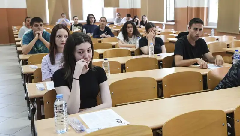 YKS Sonuçları Açıklandı: Öğrencileri Bekleyen Sürprizler ve Gelecek Planlaması