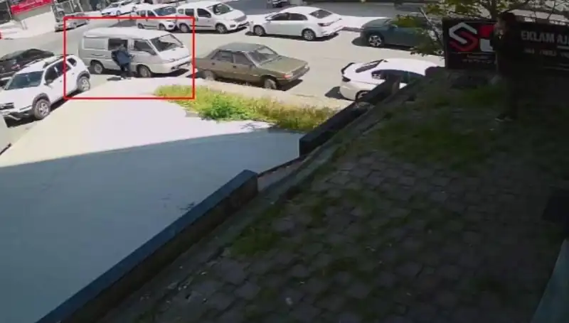 Araç Hırsızını Suçüstü Yakalayan Cesur Vatandaşın Hikayesi