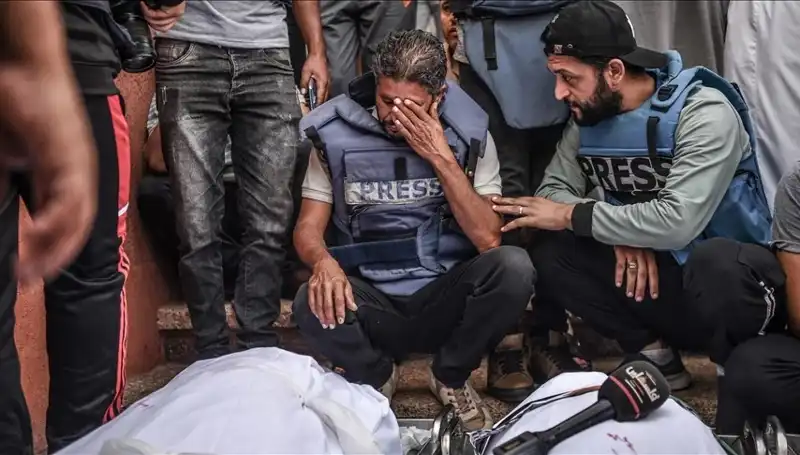 Gazze'nin Kalemleri: Gazeteciler Soykırım İhlallerini Belgeliyor!