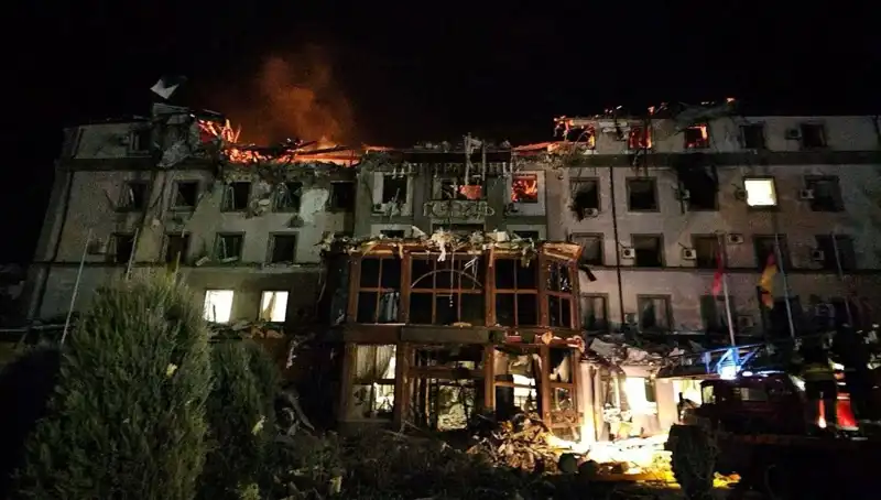 Rus Füzeleri, Zelenski'nin Memleketinde Can aldı: 3 Ölü, 31 Yaralı