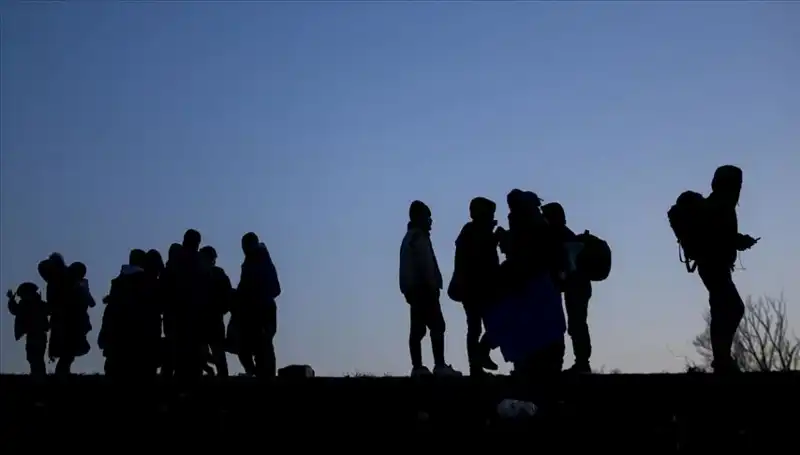 Edirne'de 21 Düzensiz Göçmen Yakalandı: Sınır Güvenliği Artırıldı