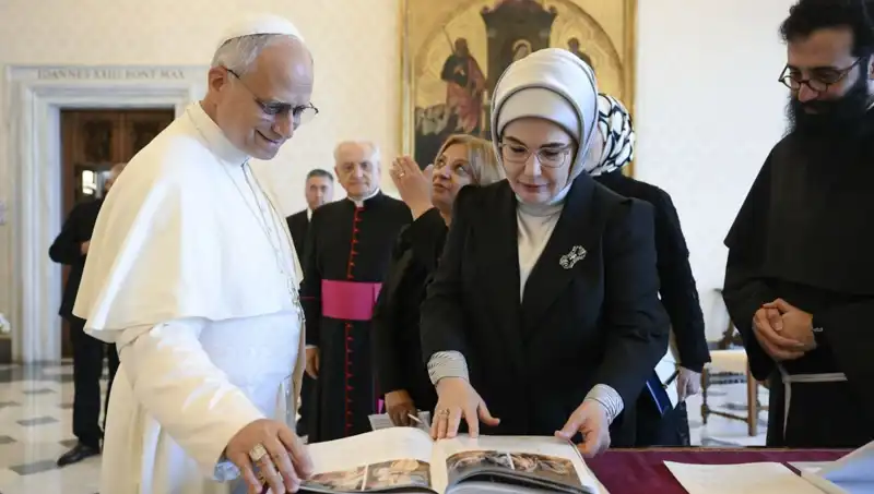 Emine Erdoğan ve Papa Leo: Gazze Konusunda Tarihi Buluşma