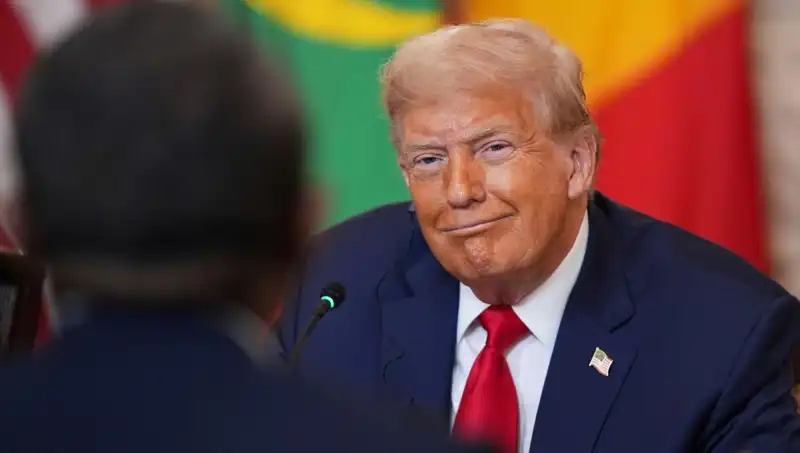 Yoksul Ülkeler Neden Trump İle İlgili Lobi Gruplarına Milyonlarca Dolar Ödüyor?