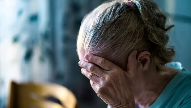 Alzheimer Riskini Artıran Alışkanlıklar Hakkında Nöroloji Uzmanından Önemli Açıklamalar