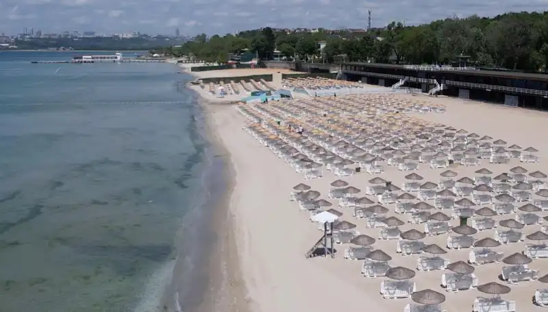 İstanbul Plajlarında 2025 Giriş Ücretleri: Sarıyer, Florya ve Adalar'da Neler Olacak?