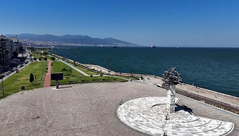 Sıcak Hava Dalgası Türkiye’yi Sararken Yollar Neden Boş Kaldı?