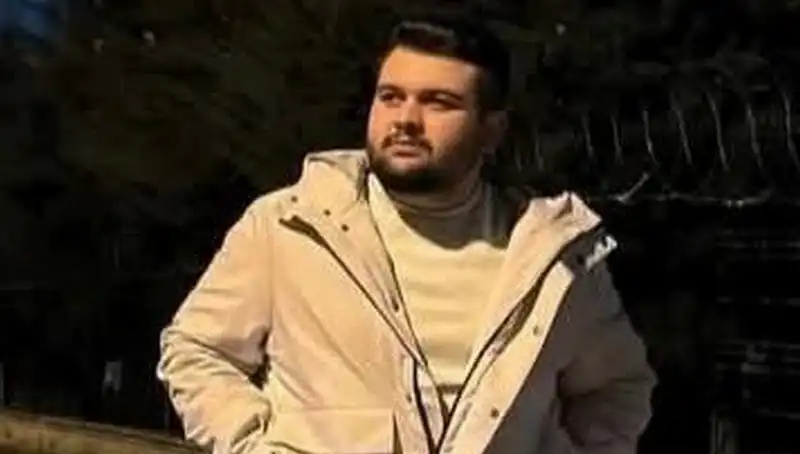 Kız Arkadaşına Taciz İddiası: Genç Adam Hayatını Kaybetti