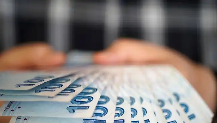Emekli Promosyonları 2025: Hangi Banka Ne Kadar Ödüyor?