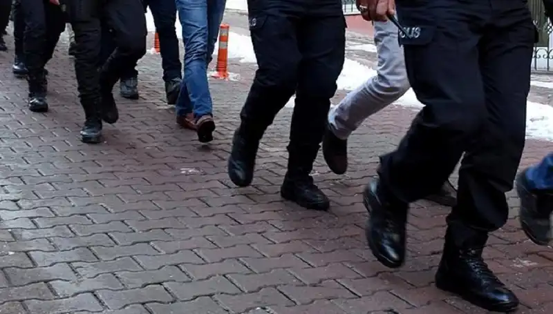 MİT ve Emniyet'ten Dev FETÖ Operasyonu: Gözaltılar ve Önleyici Adımlar