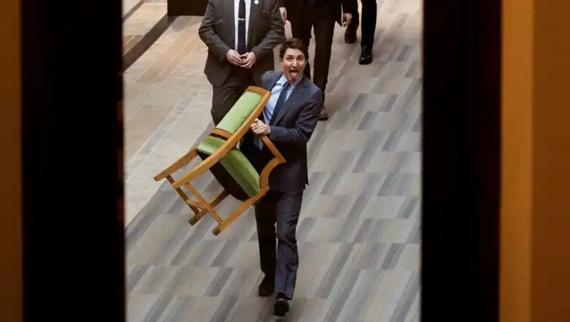 Trudeau'nun Ayrılışı: "Halktan Son Kez Çaldı" İfadeleri Gündem Oldu
