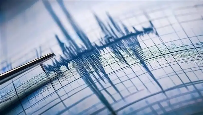Ege Denizinde Beklenmedik 3.0 Büyüklüğünde Deprem: Neler Oluyor?
