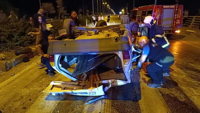 Kavşakta Feci Kaza: 2'si Ağır 7 Kişi Hastaneye Kaldırıldı!
