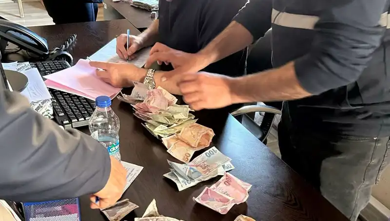 Antalya’da Dilenci Operasyonunda Şok Eden Yalnızlık: 19 Bin Lira Ele Geçirildi!