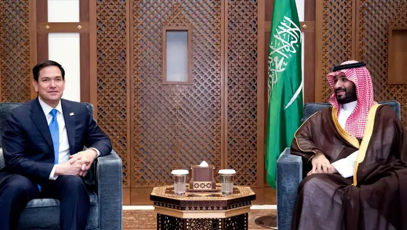ABD’nin Riyad’a Yönlendirdiği 100 Milyar Dolarlık Silah Paketi ve F-35 Tartışmaları