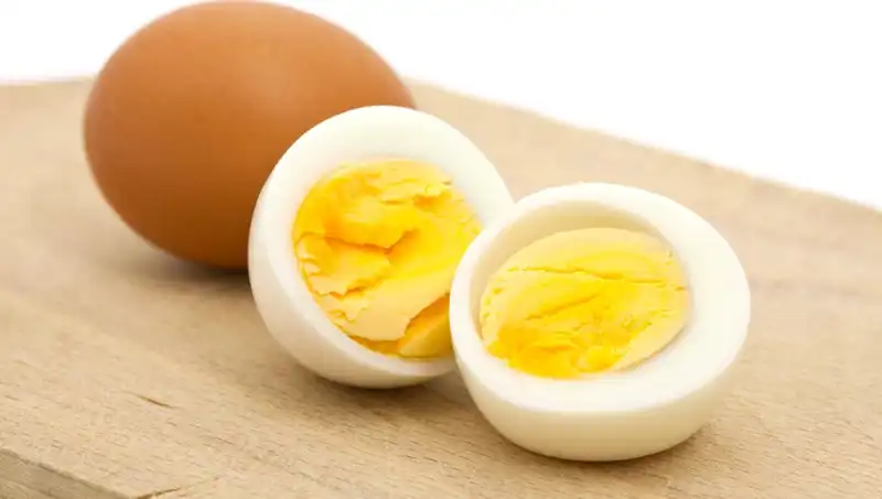 Kahvaltıda Sadece Yumurta Yemek Yetersiz mi? Beslenmenizdeki Gizli Eksiklikler