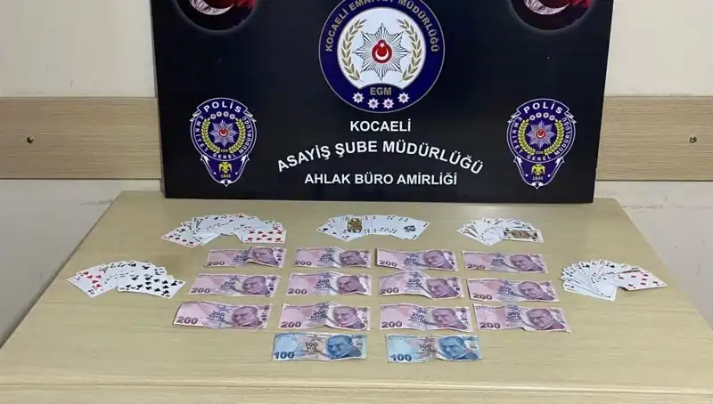 Kocaeli'de Kumara Geçit Yok! Kahvehanelere Dev Baskın Gerçekleşti