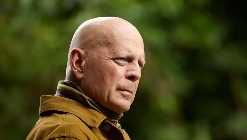 Bruce Willis'in Hastalığı Afazi: Belirtileri ve Nedenleri Neler?