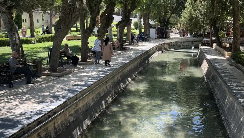Şanlıurfa’da Sıcaklık Rekoru: Termometreler 37 Dereceyi Buldu