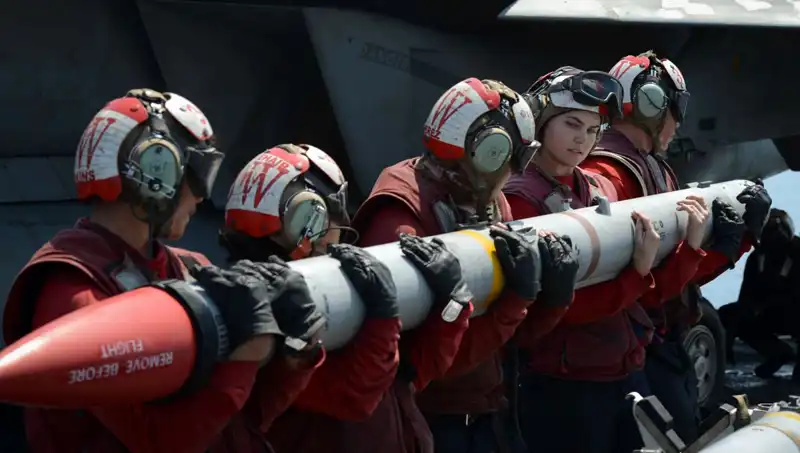 Amerikan Füzeleri Suudi Arabistan'a: Orta Doğu'daki Askeri Strateji Değişiyor