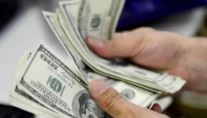 Dolar ve Euro Fiyatları 29 Nisan 2025: Güncel Durum ve Beklentiler