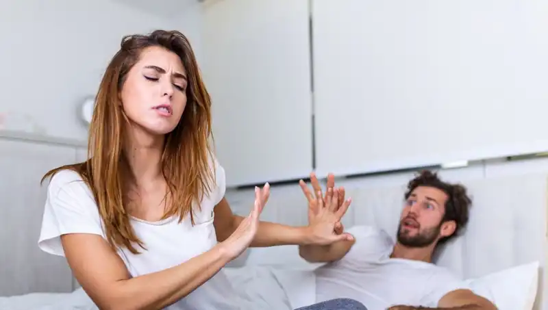 İlişki Uzmanından Şaşırtan Tespit: Aşka Hazır Olmadığınızı Gösteren 10 Belirti