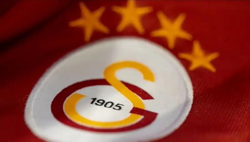 Galatasaray Hakem Kararına Sert Tepki Gösterdi: Futbolun Adaleti Şüphe Altında mı?