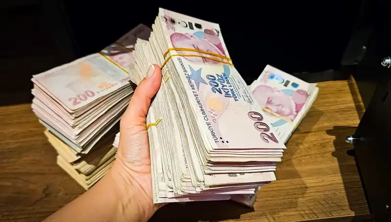 Türkiye'nin Mevduat Pazarında Rekor: 12 Trilyon Liralık Dev Yığın