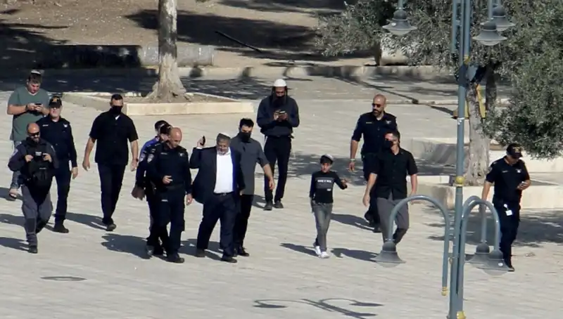 İsrailli Bakan Mescid-i Aksa’ya Yine Baskın Düzenledi: Gözler Kudüs'te!