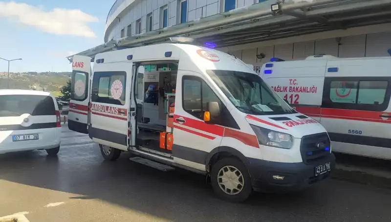 Düğün Geleneği Hastanede Kaldı: Sürpriz Olay Herkesi Şaşırttı