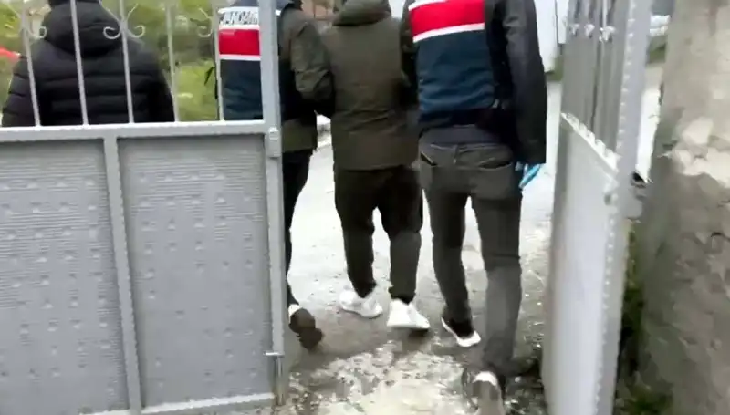 1.2 Milyar Lira Dolandırıcılıkla 139 Şüpheli Yakalandı: Olayın Detayları Şok Edici!
