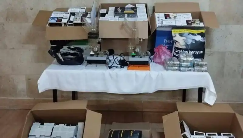Türkiye'de Binlerce Kaçak Makaron Ele Geçirildi: Operasyonun Ayrıntıları