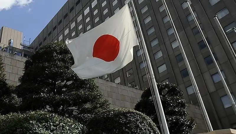 Japonya Ekonomisi Şok Edici Bir Daralma Yaşadı: Nedenleri ve Sonuçları