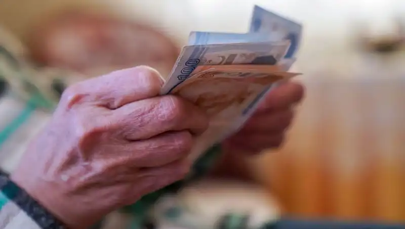 Emekli Bayram İkramiyesi Yatırımları: Tarih ve Detaylar Neler Olacak?