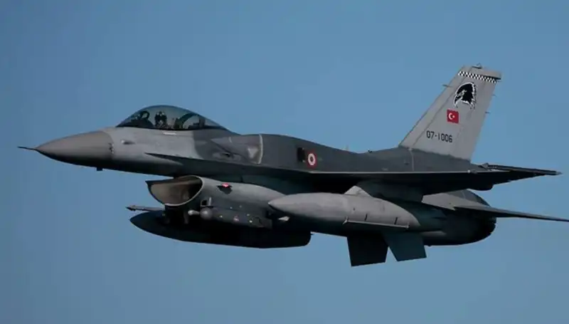 Türk Jetlerinin İsrail'i Koruma İddiası: DMM Ne Dedi?