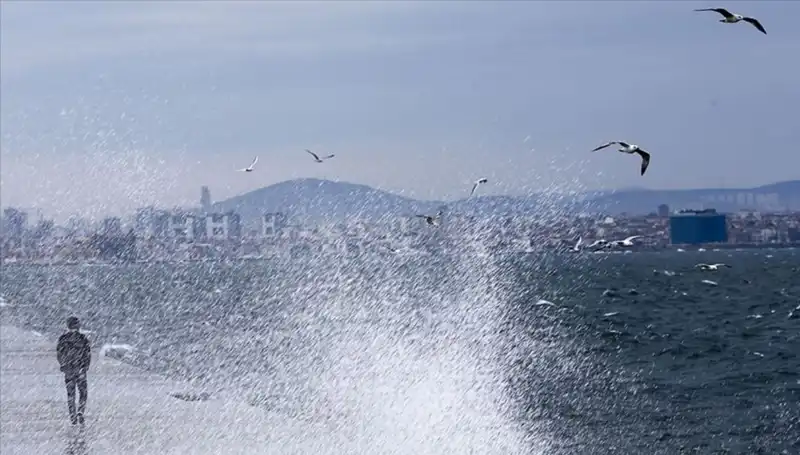 Marmara ve Ege'yi Vuracak Kuvvetli Rüzgarlarla İlgili Acil Uyarı!