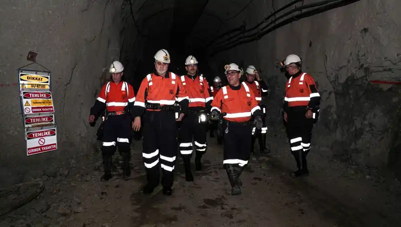 Bakan Işıkhan Altın Madenine İndi: Yatırımlar ve Gelecek Vizyonu
