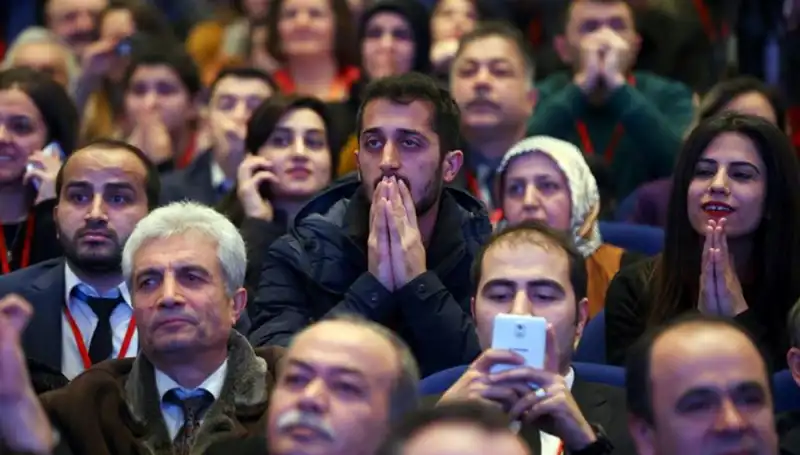 2025’te 15 Bin Sözleşmeli Öğretmen Ataması: Sınavlar Ne Zaman Yapılacak?