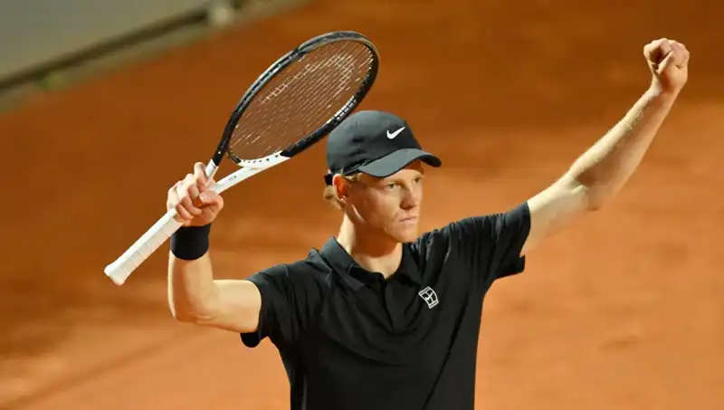 Wimbledon'da Yarı Finalde Kimin Tacı Olacak? Büyük Mücadele Başlıyor!