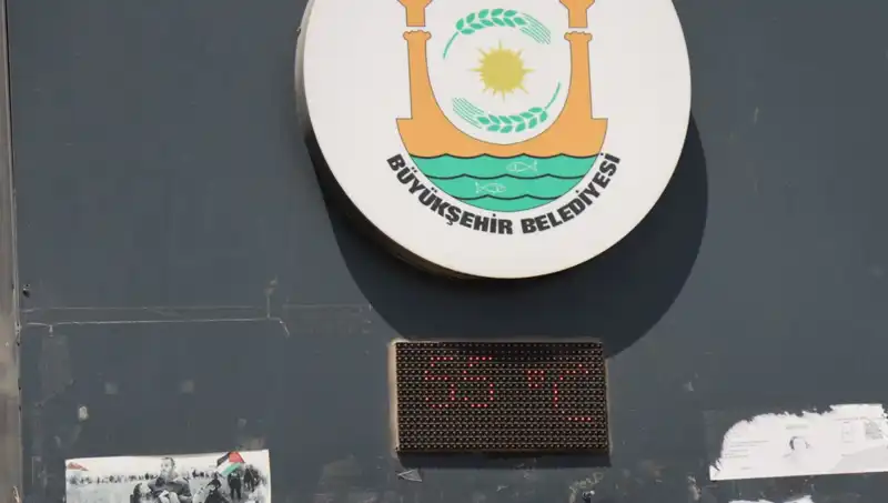 Termometreler 55 Dereceyi Geçti: Sıcaklık Rekoru Kırıldı!