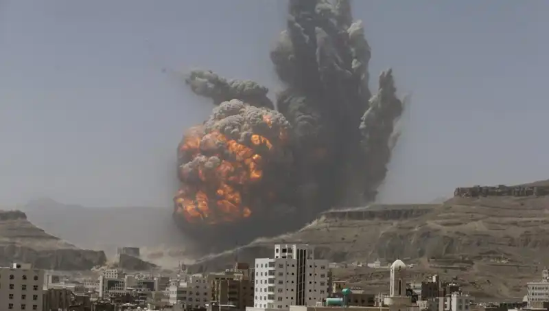ABD, Yemen'de Hava Saldırısı Düzenledi: 5 Ölü, 13 Yaralı