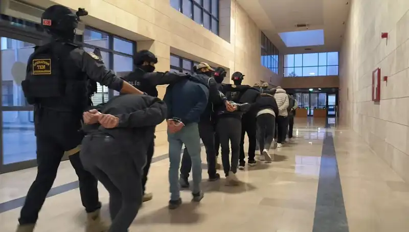 DAEŞ’e Operasyon: 47 İlde 298 Şüpheli Gözaltına Alındı