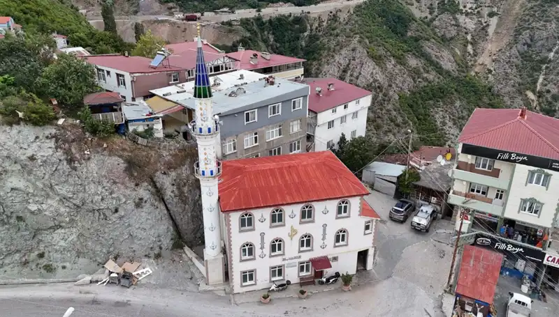 Yurdun Dört Bir Yanından Çelik Minare Siparişleri Yağıyor: Maliyetleri Dudak Uçuklatıyor