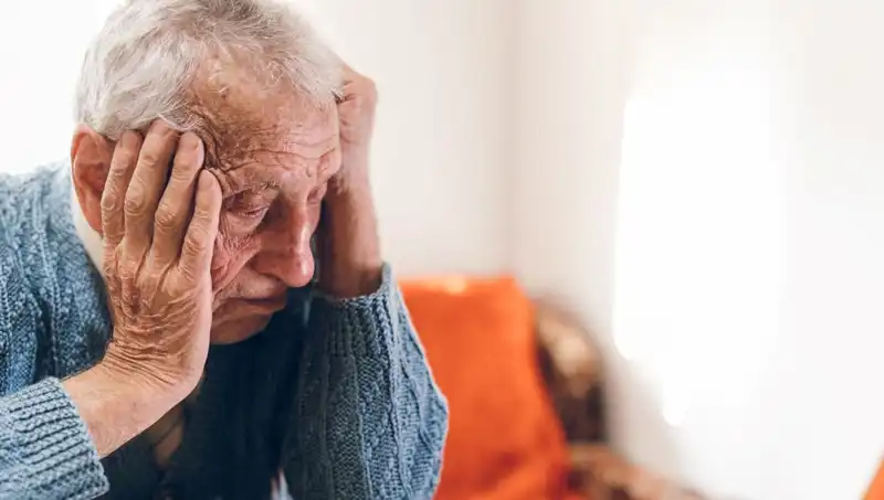 Bilim İnsanları Alzheimer Riskini Azaltmanın Yeni Yollarını Açıkladı!