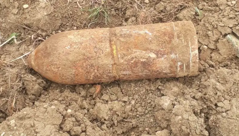 Çanakkale’de Tarihi Bir Keşif: Patlamamış Top Mermisi Bulundu