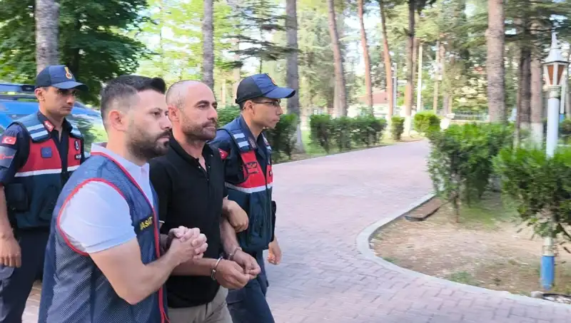 140 Hırsızlık Vakası: 4 Şüpheliden 1'i Tutuklandı!