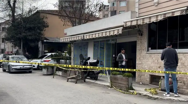 İstanbul’da Oto Tamircisi İş Yerinde Gizemli Cinayet Şoku